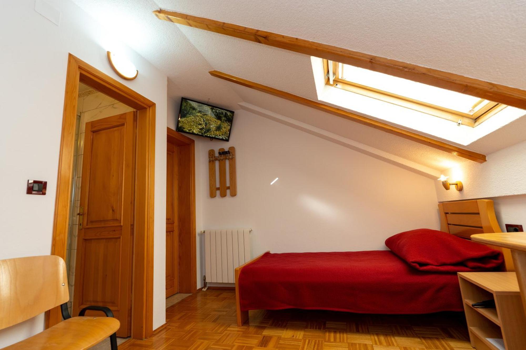 Apartman Miramare Otočac Exterior foto
