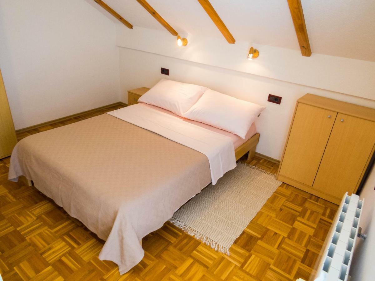 Apartman Miramare Otočac Exterior foto